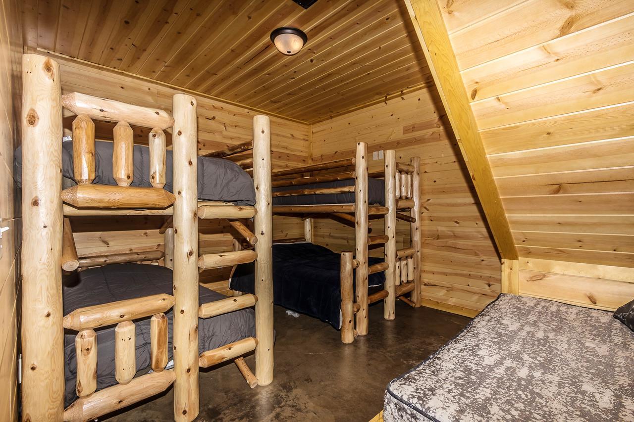 Hocking Hills Cabins & Resort Foxfire Logan Exteriér fotografie